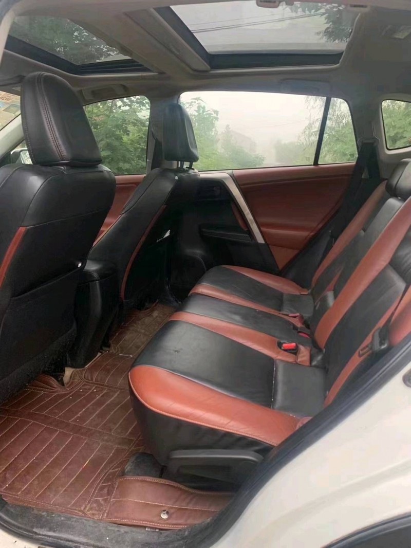 北京14年丰田RAV4荣放4