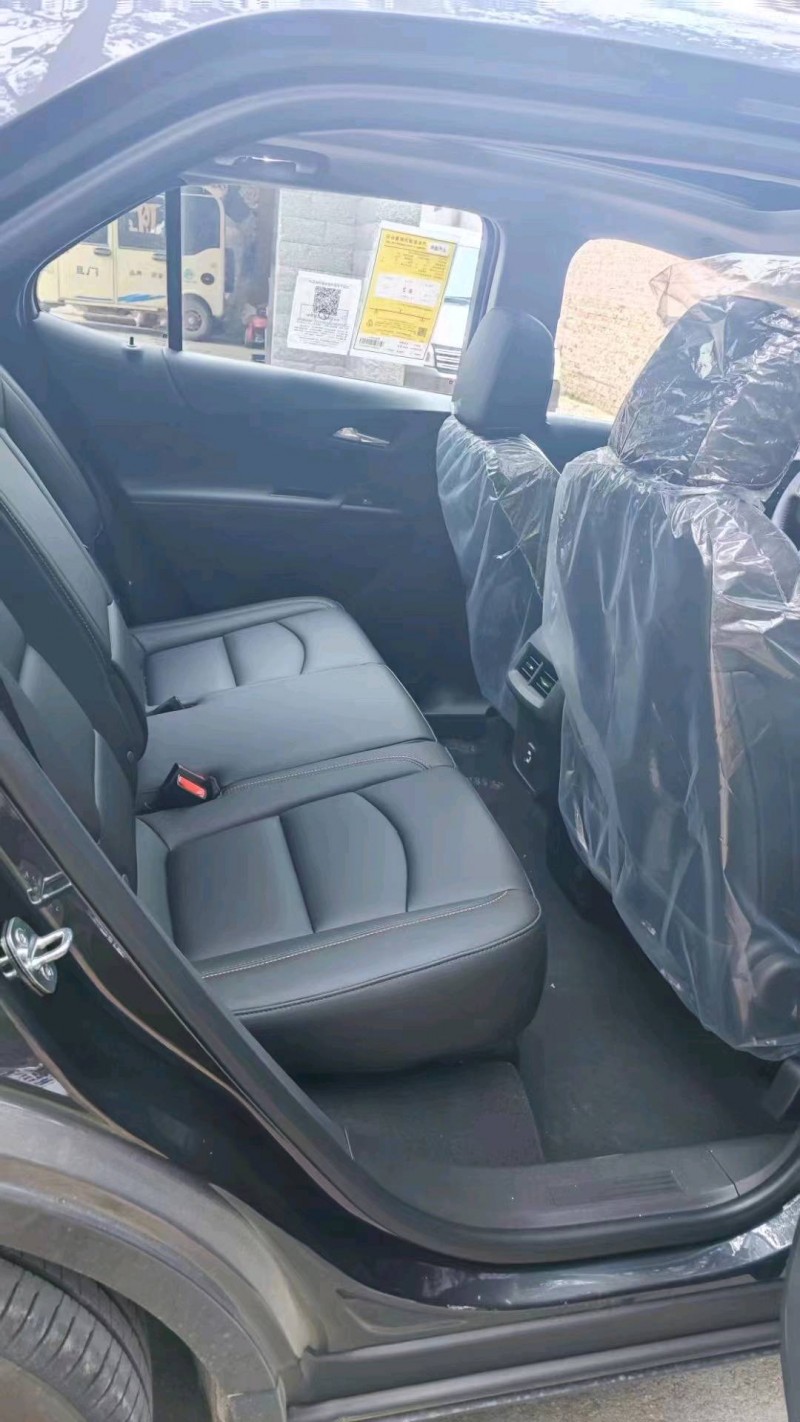 北京22年雪佛兰探界者7