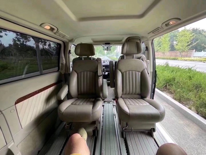 石家庄14年奔驰唯雅诺4