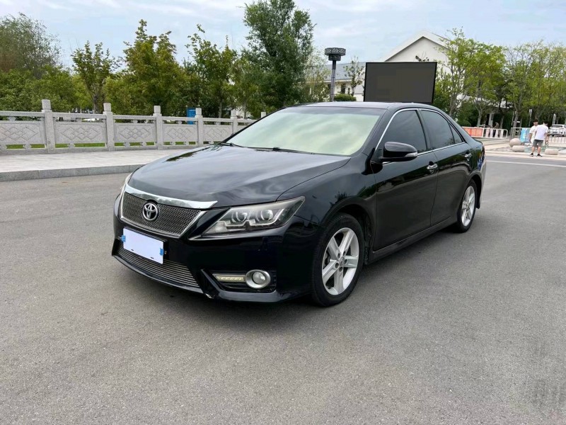 徐州13年丰田凯美瑞3