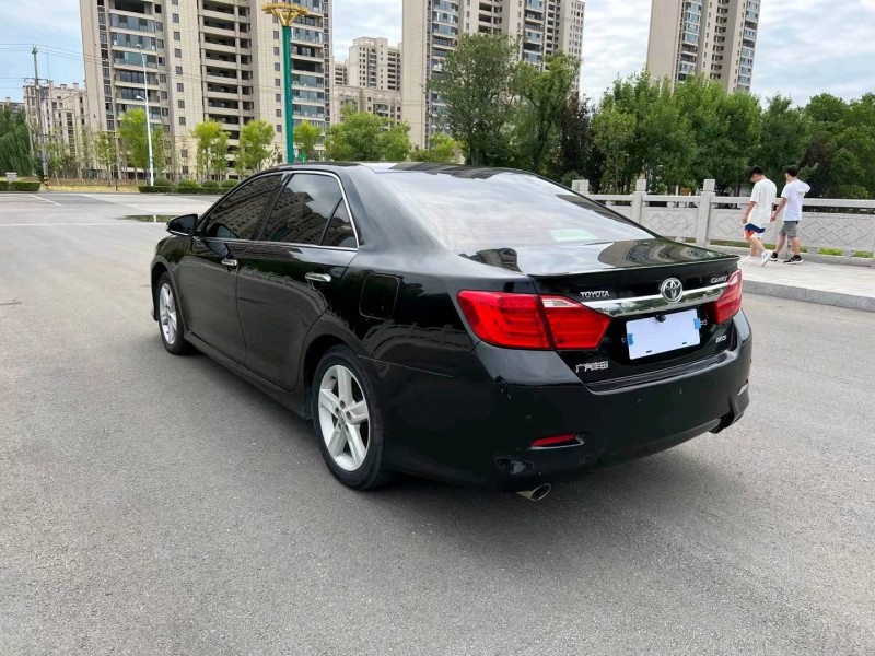 徐州13年丰田凯美瑞6