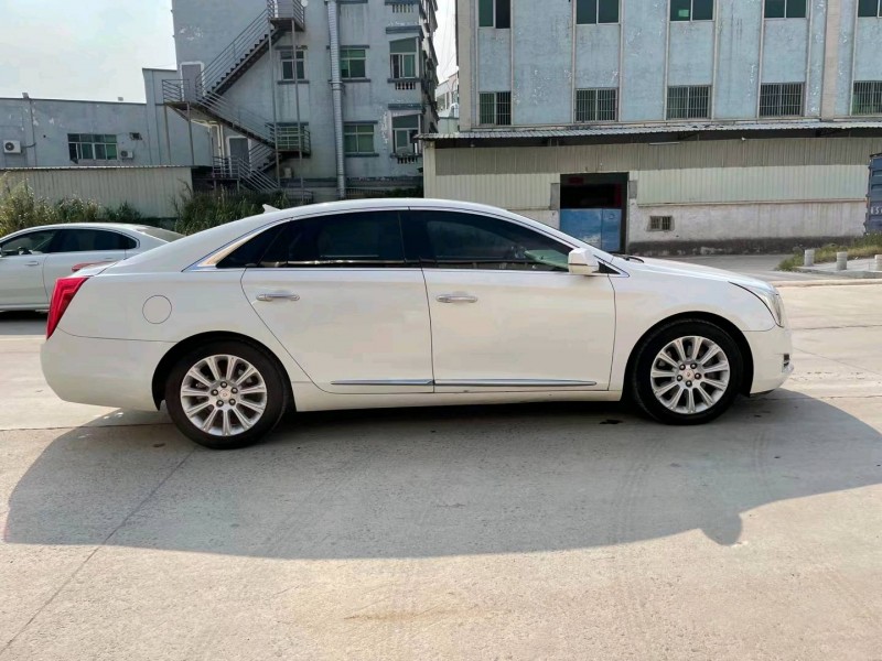 东莞14年凯迪拉克XTS7