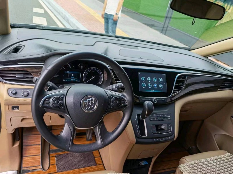 北京17年别克GL86