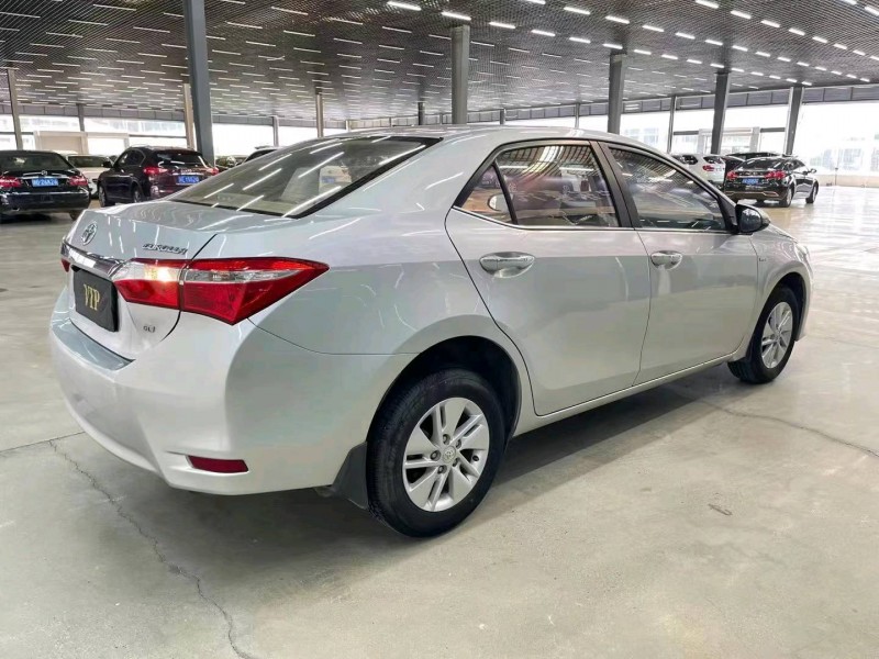 济宁15年丰田卡罗拉8