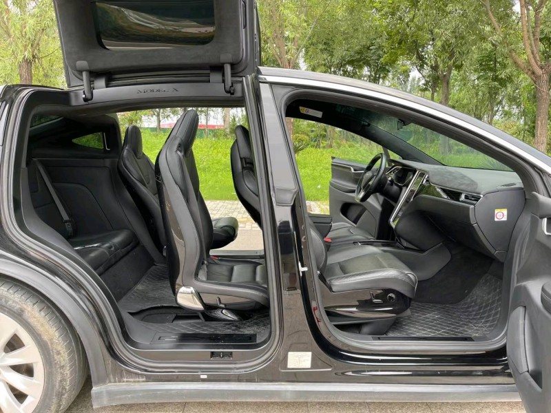 枣庄17年特斯拉MODEL S6