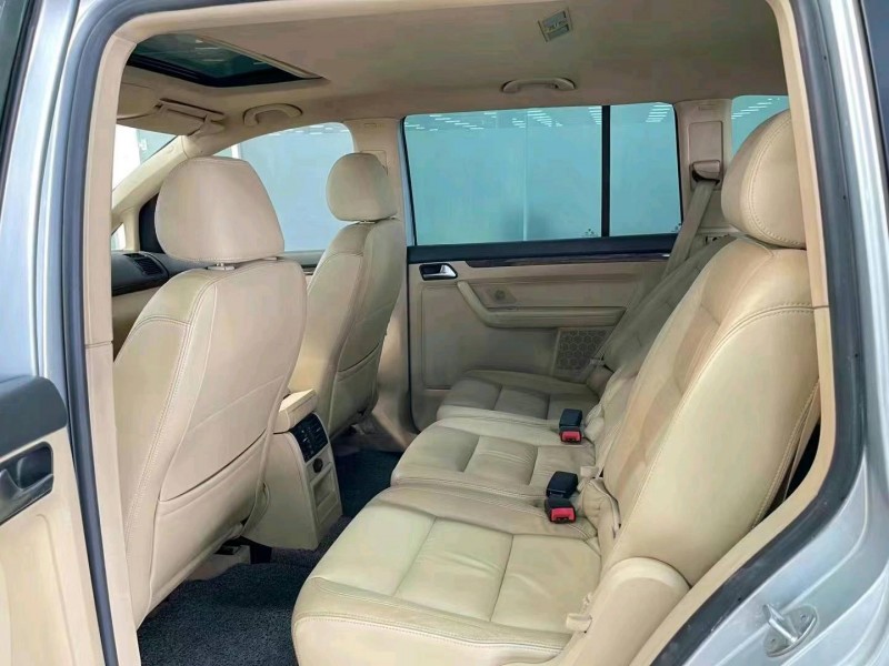 济宁11年大众途安4