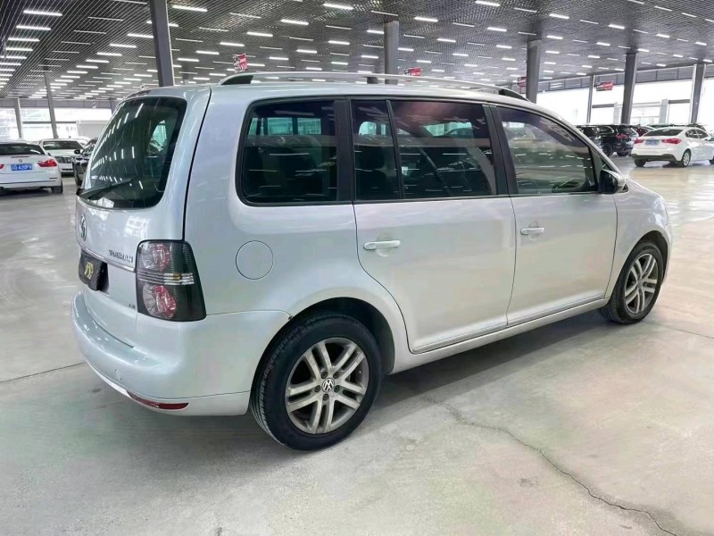 济宁11年大众途安8