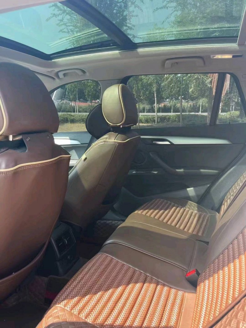 北京18年宝马X12