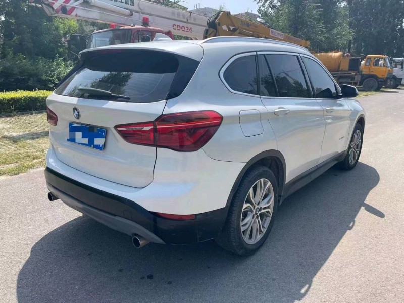 北京18年宝马X14