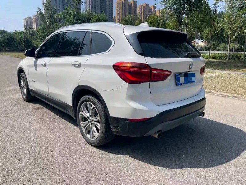 北京18年宝马X19