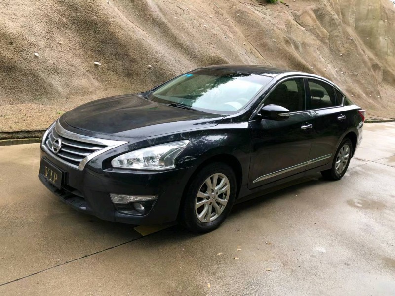 东营15年日产天籁3