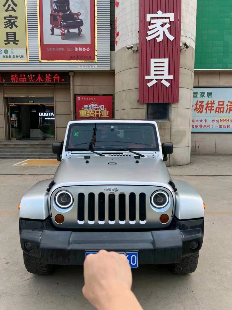 東營10年Jeep牧馬人9