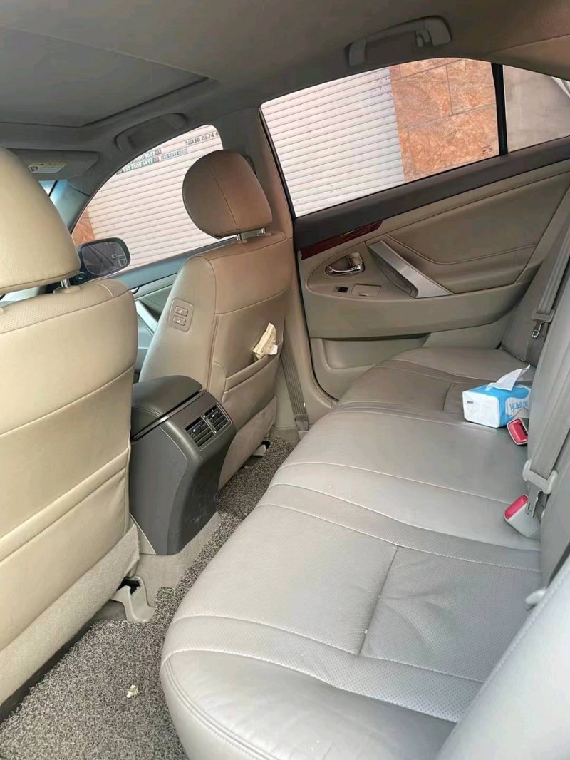 邢台15年丰田凯美瑞5