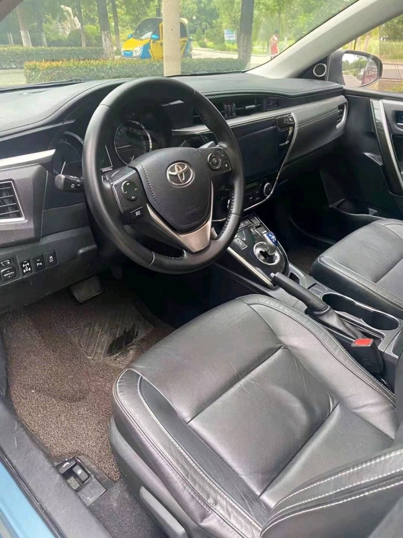徐州17年丰田卡罗拉3