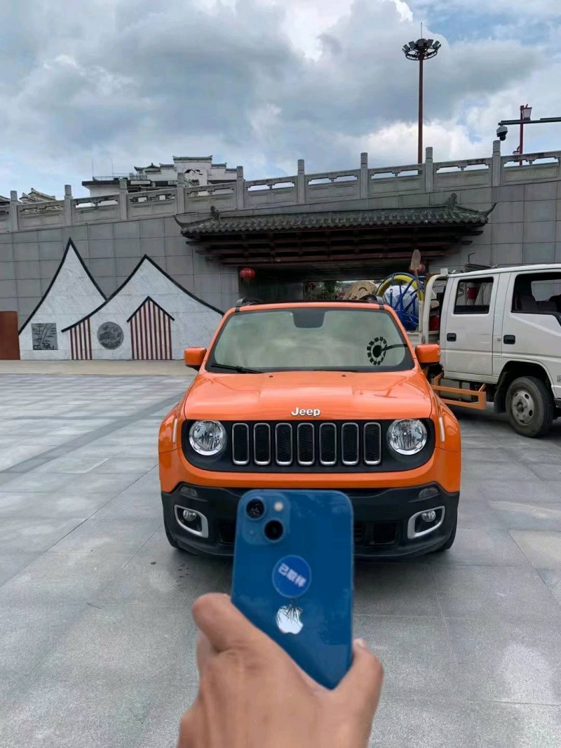 萍鄉18年Jeep自由俠1