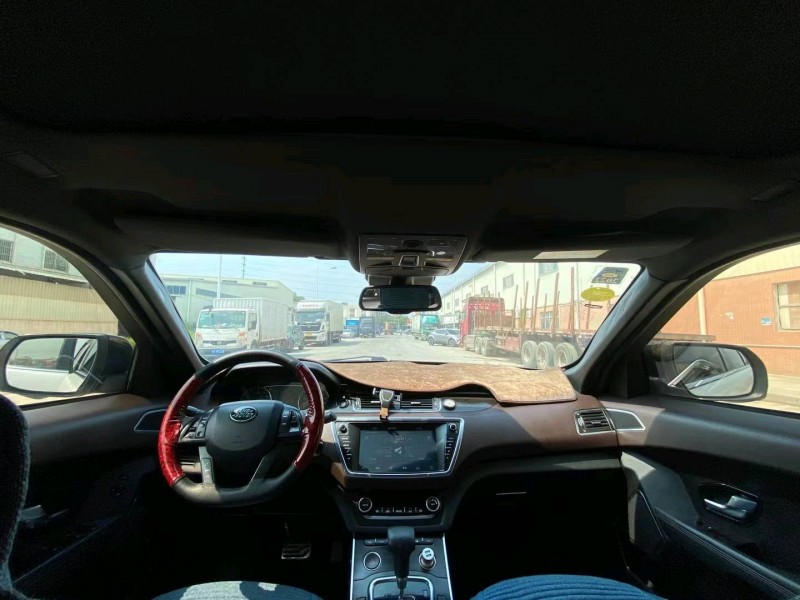 东莞16年陆风X76