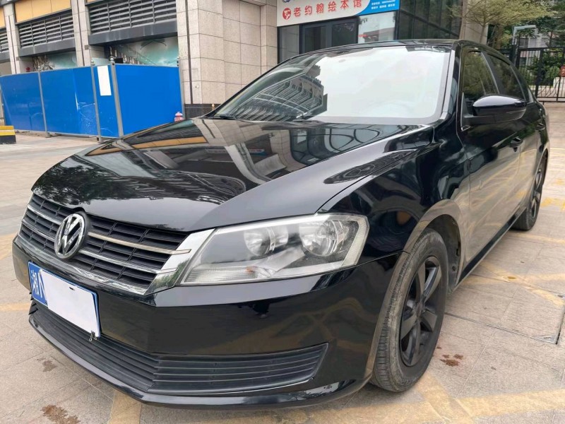 佛山16年大众朗逸3