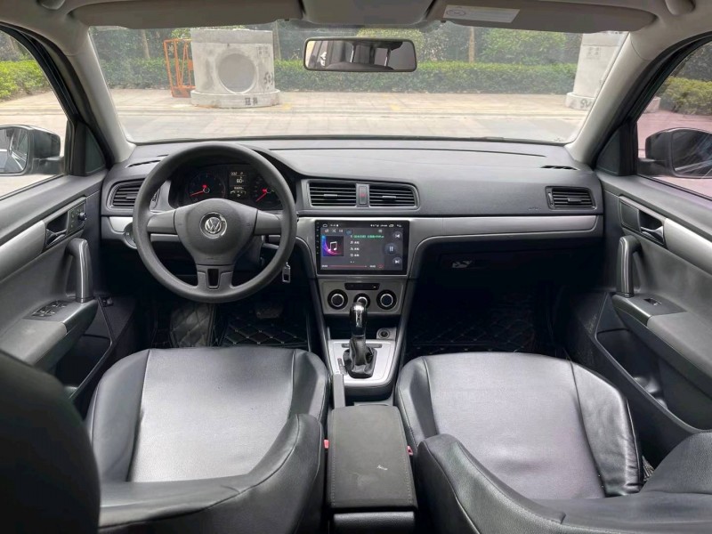 佛山16年大众朗逸8