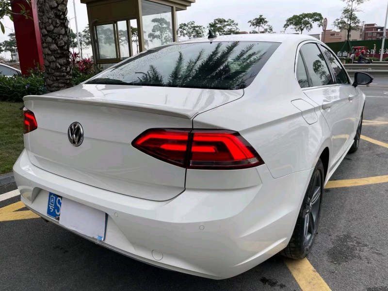 佛山16年大众凌渡6