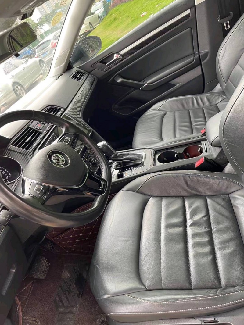 佛山16年大众凌渡7