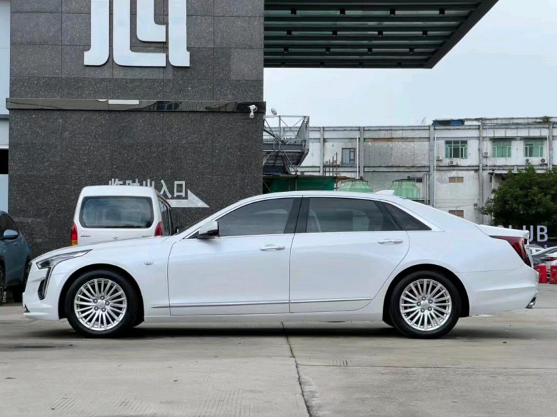 东莞21年凯迪拉克CT64
