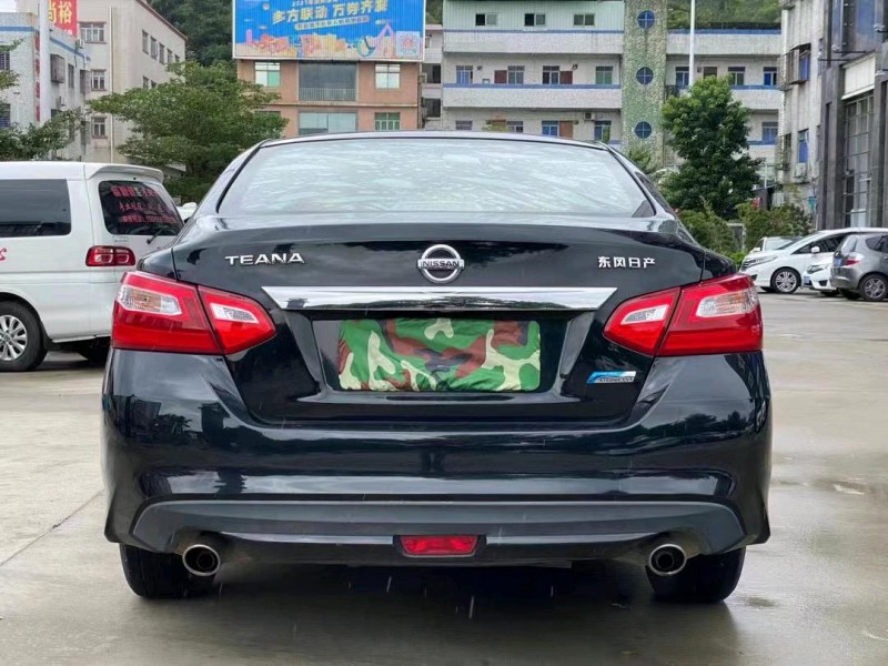 东莞16年日产天籁9