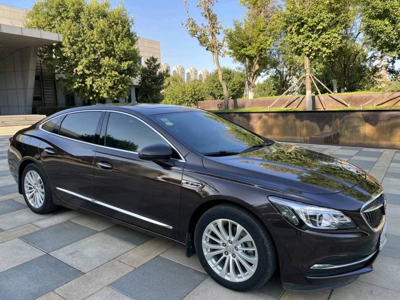 沈阳17年别克君越3