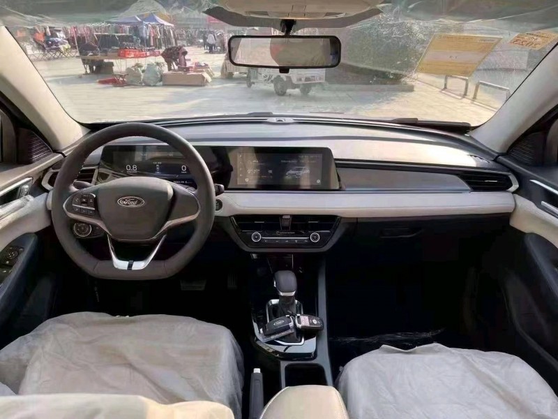 北京21年福特福睿斯7