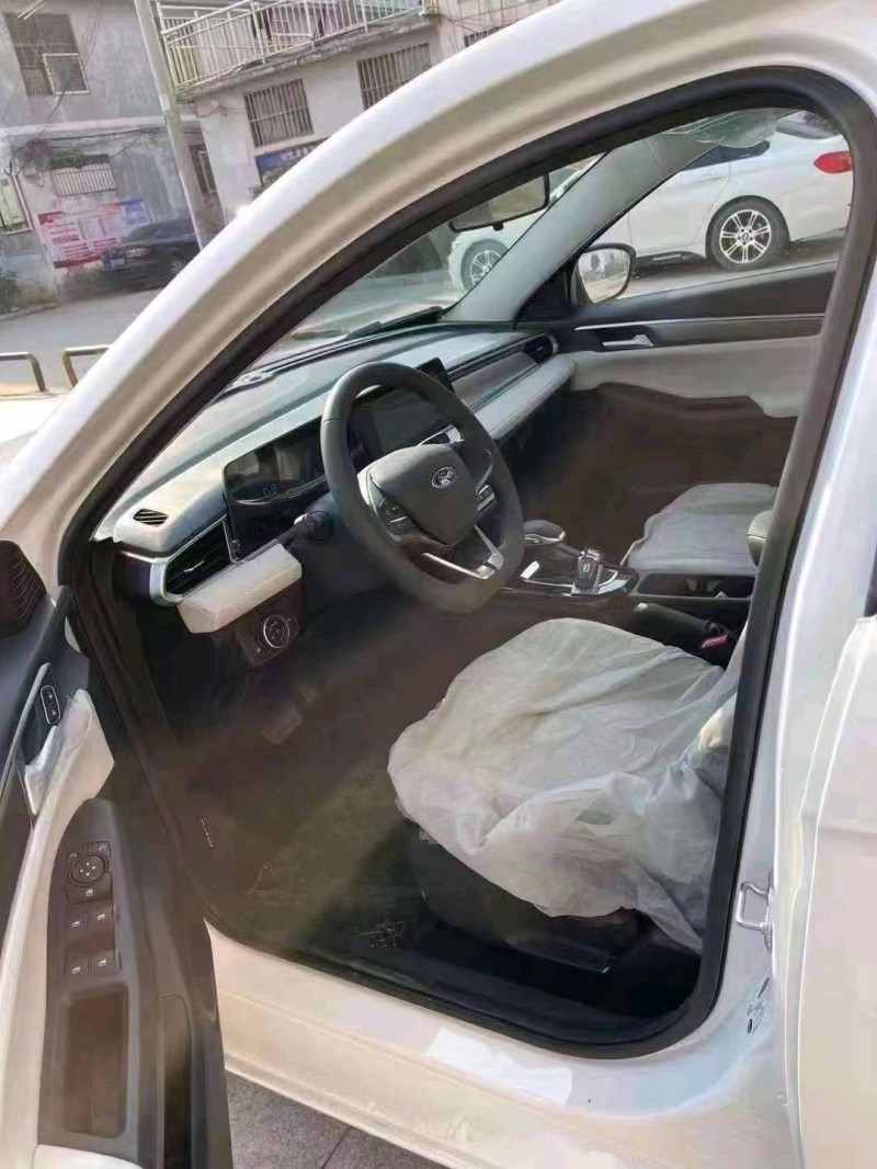 北京21年福特福睿斯9