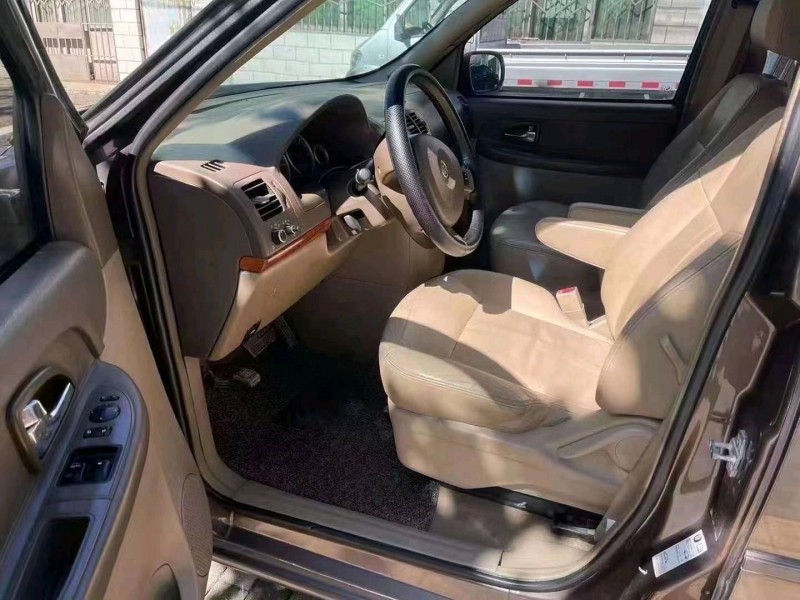 邢台13年别克GL84