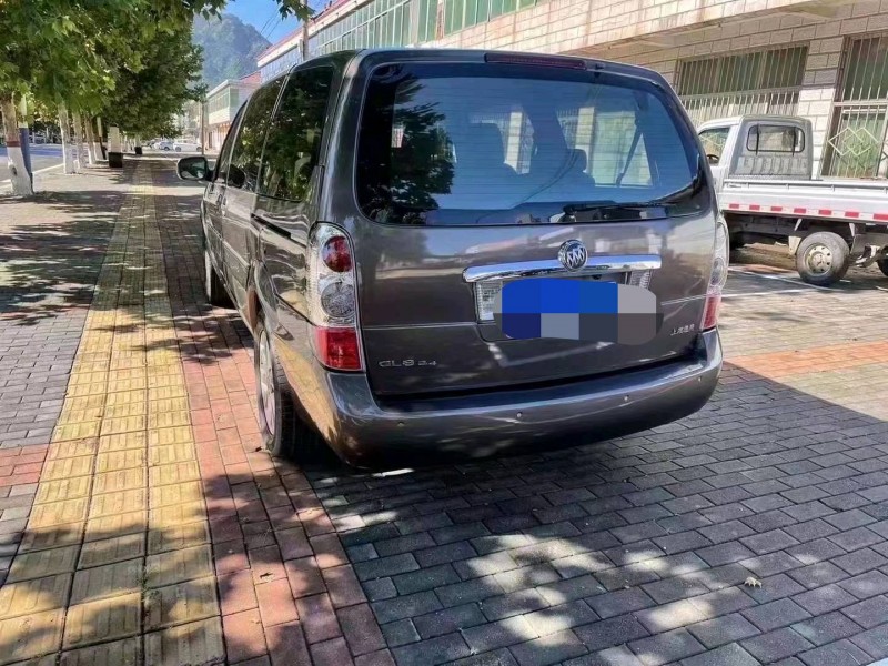 邢台13年别克GL89