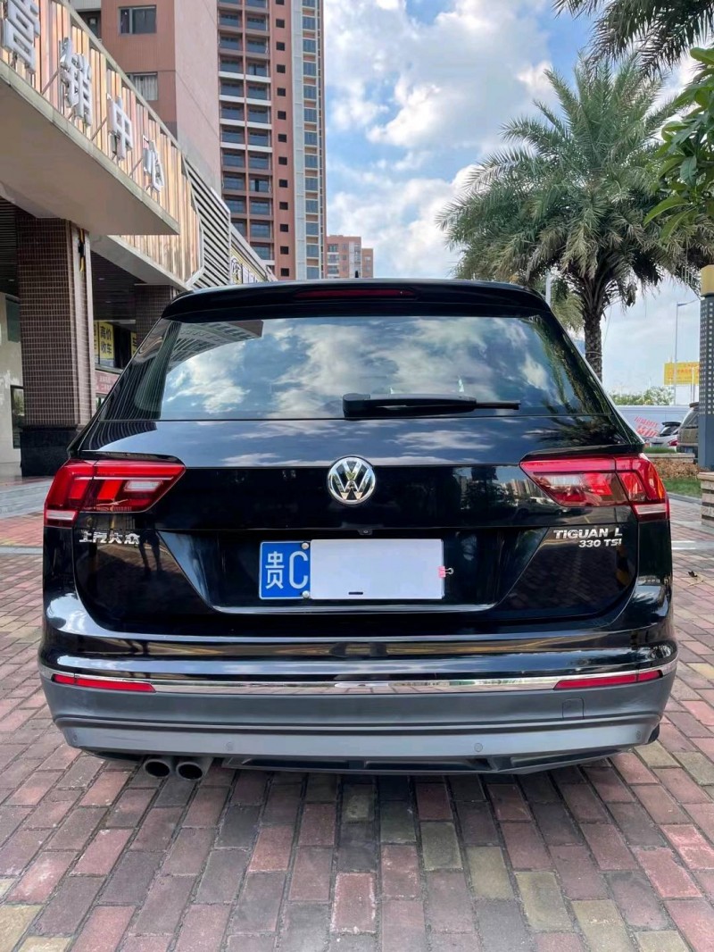 佛山17年大众途观2