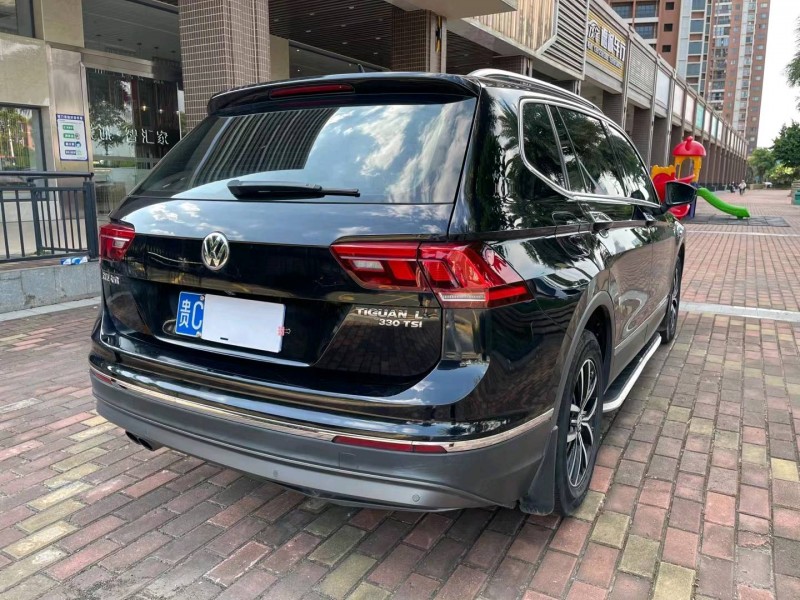 佛山17年大众途观6