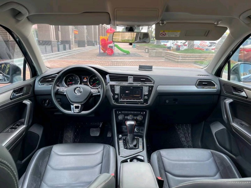 佛山17年大众途观8