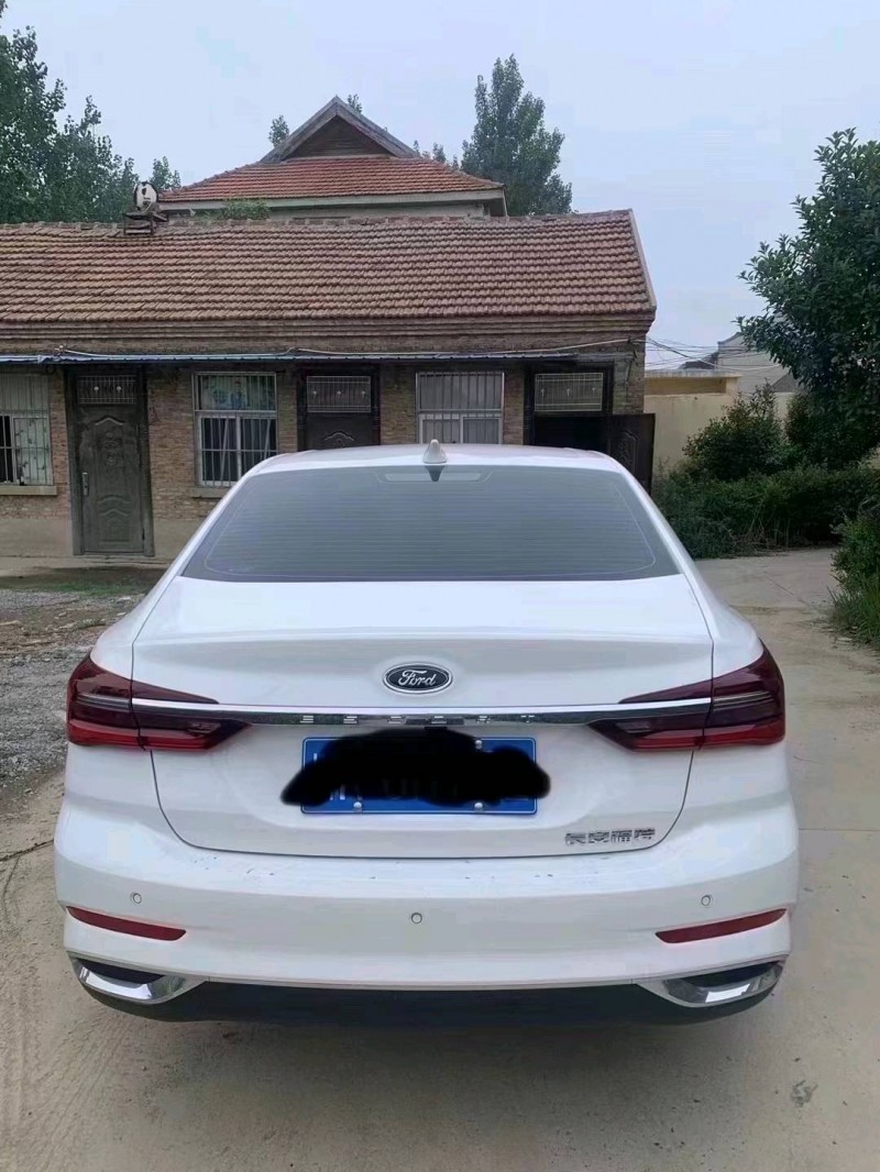 北京22年福特福睿斯1