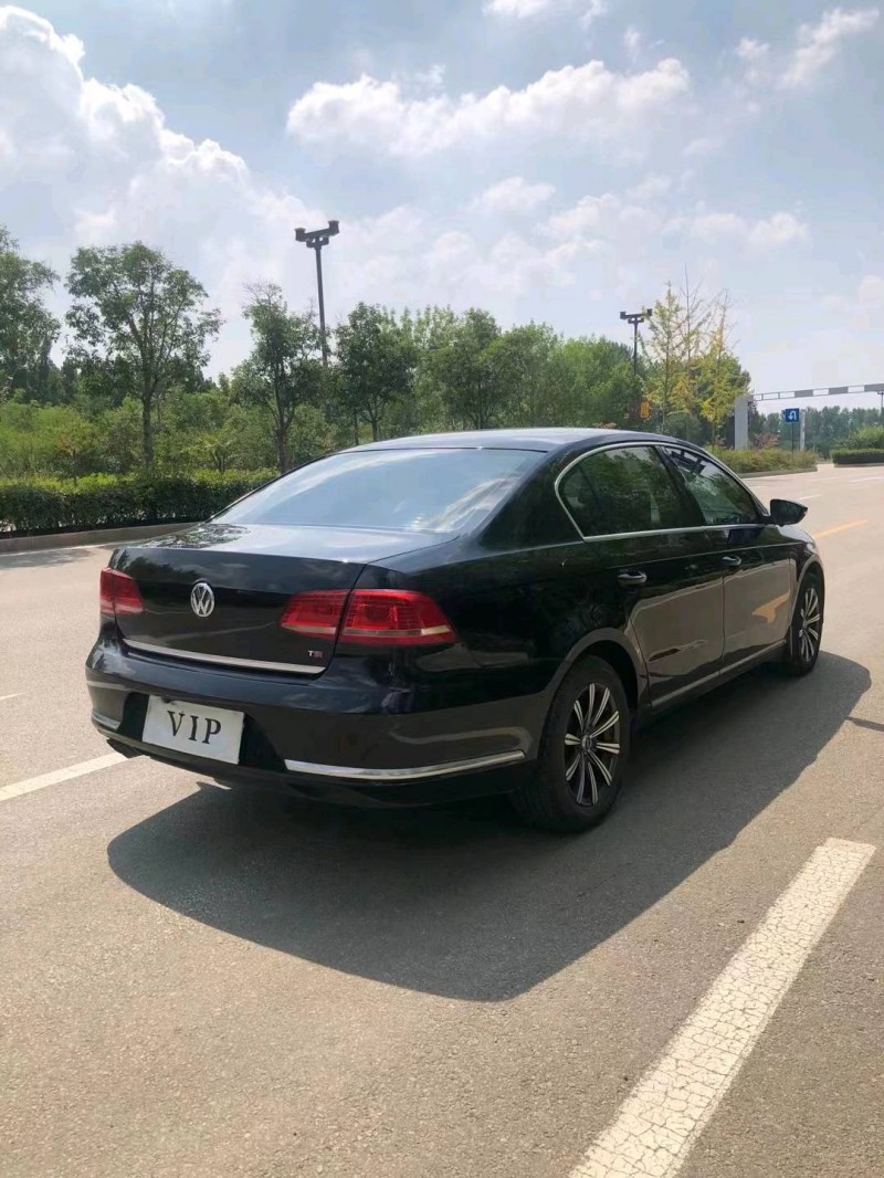 枣庄13年大众迈腾4