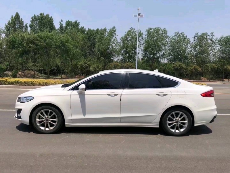 北京20年福特蒙迪欧5