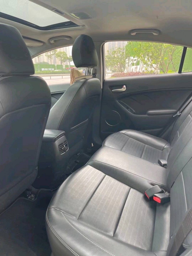 佛山18年起亚K39