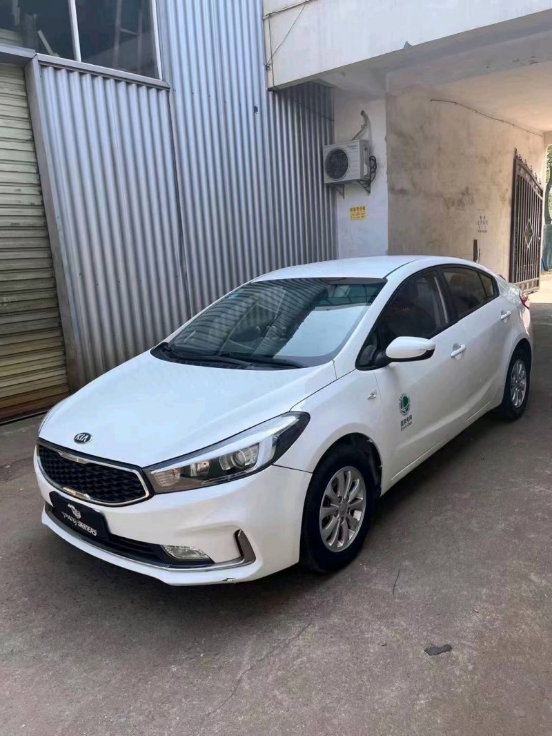 徐州17年起亚K32