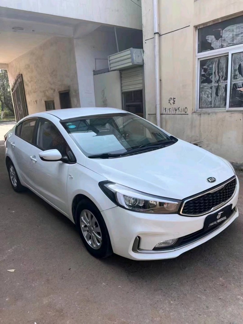 徐州17年起亚K33