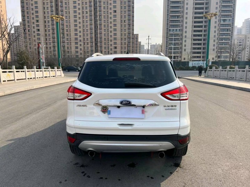 徐州16年福特翼虎5