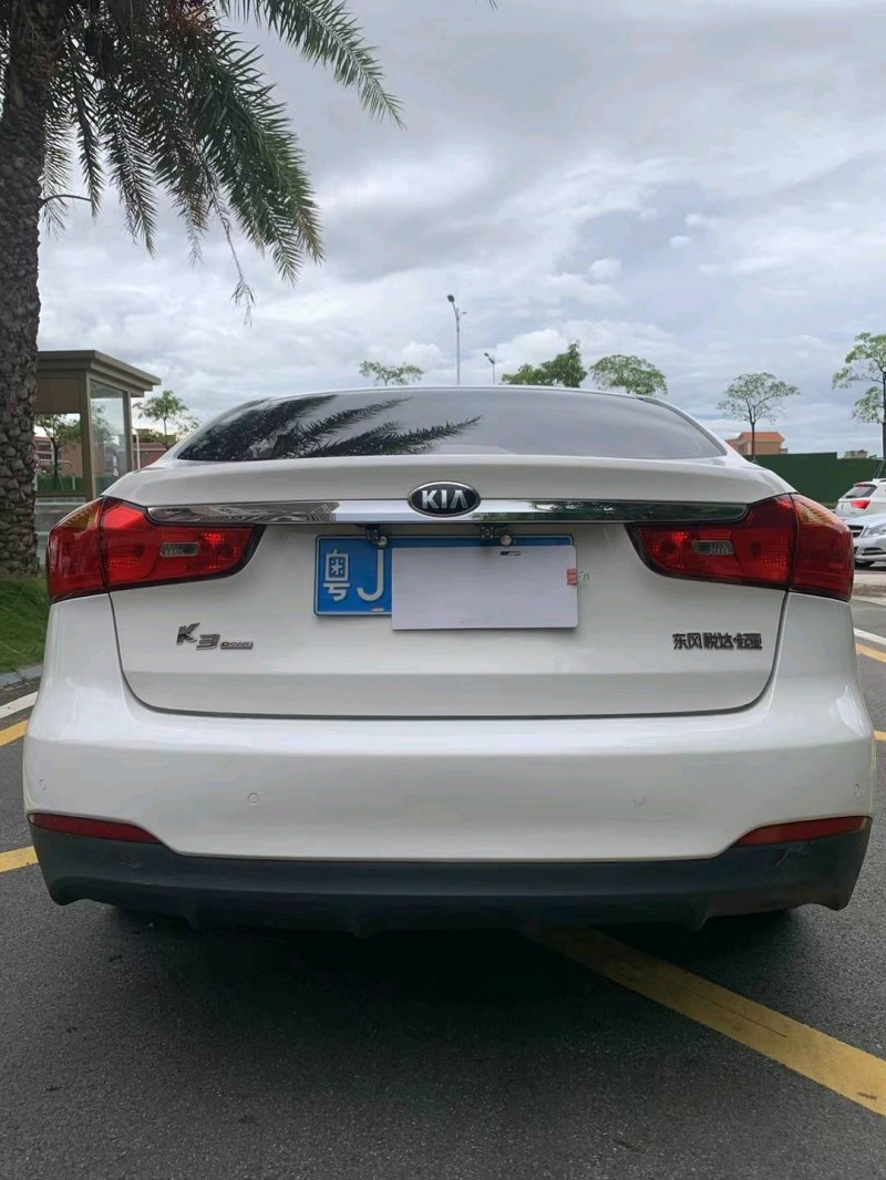 佛山15年起亚K32