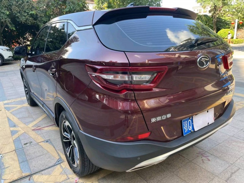 佛山19年东南汽车DX75