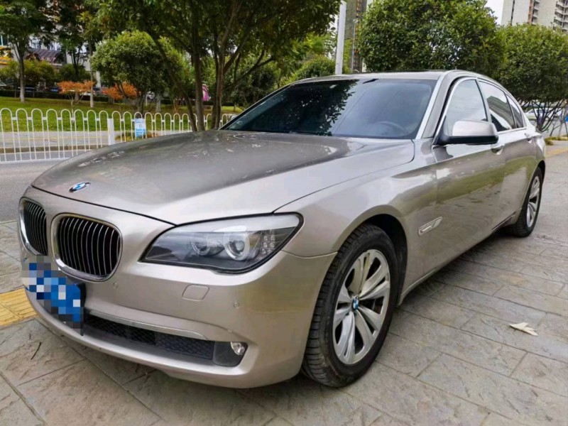 北京13年宝马7系2