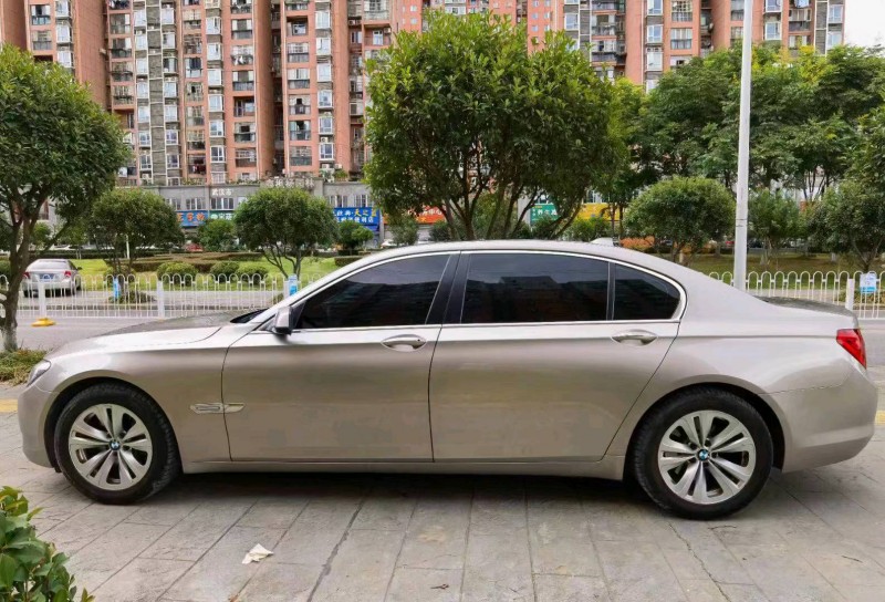 北京13年宝马7系3