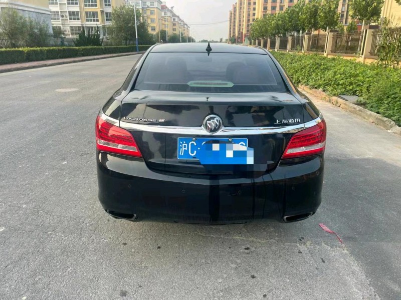 枣庄13年别克君越5