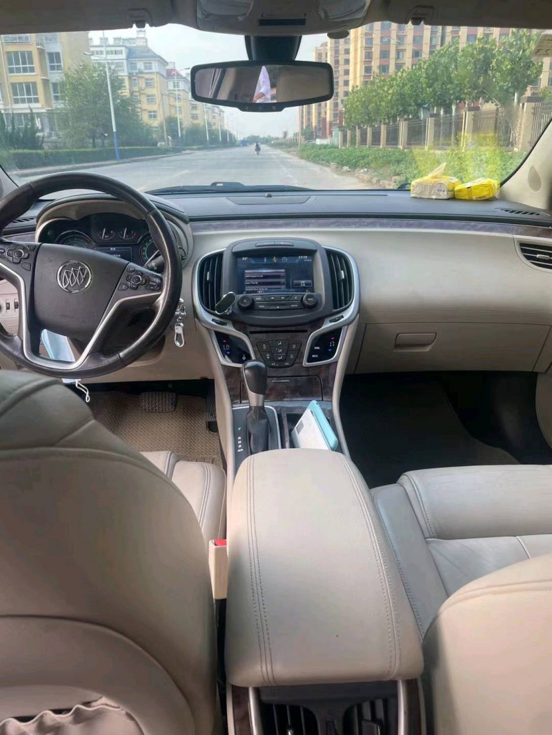 枣庄13年别克君越9