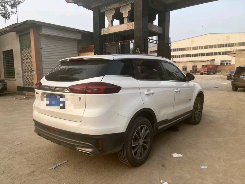 保定19年吉利博越7