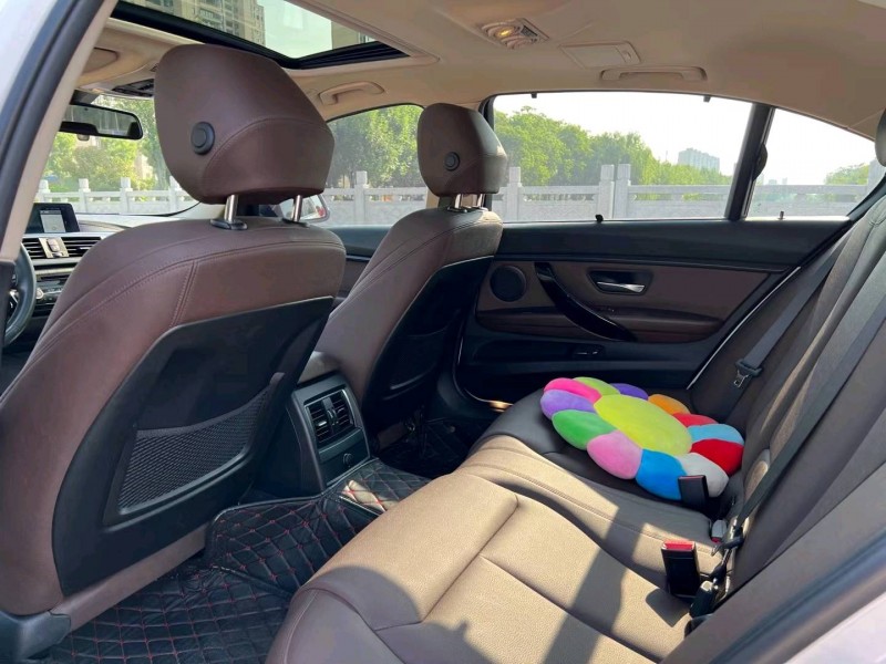 徐州19年宝马3系9