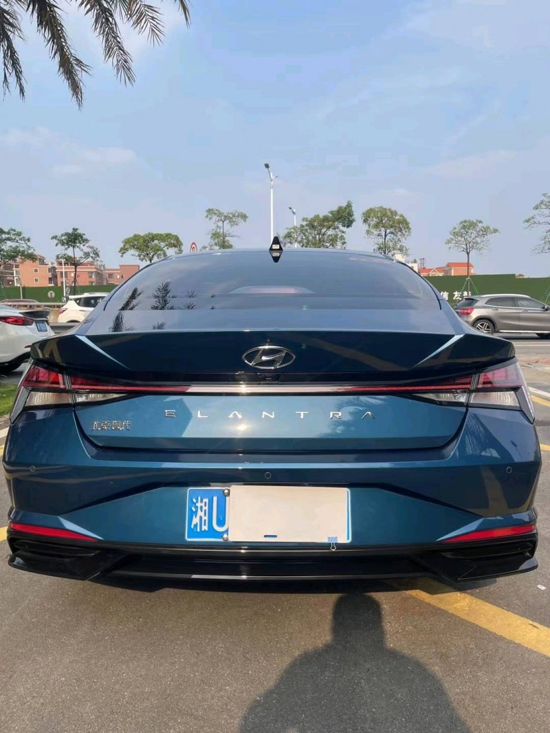 佛山22年现代伊兰特2